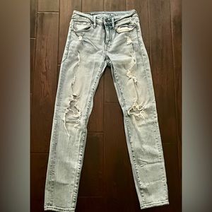 Men’s American Eagle NE(X)T LEVEL AIRFLEX distressed Jeans sz 28x 32
